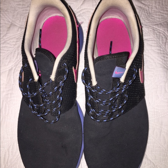 Pink & Blue Roshe Runs - Picture 2 of 5